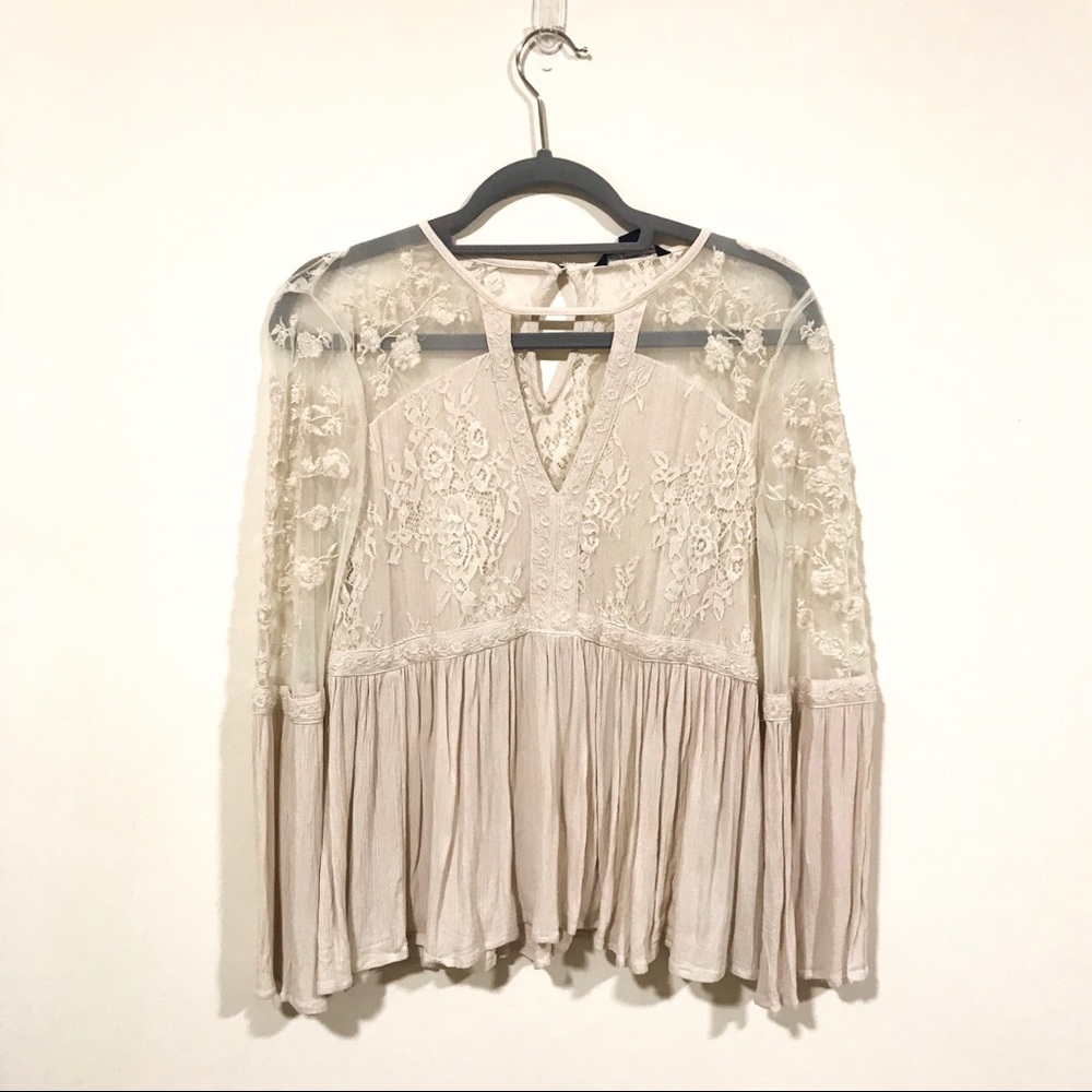 American Eagle off White Lacey Blouse